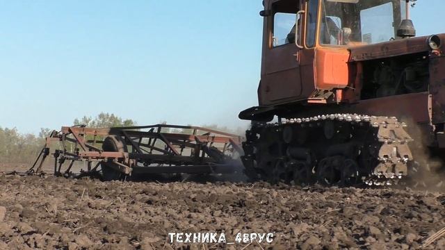 Трактор ДТ-75 с прицепным культиватором КПС-4 Культивация перед посевом подсолнечника Весна 2022 смотреть онлайн