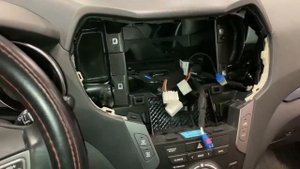 Hyundai Santa fe - как снять штатное головное устройство