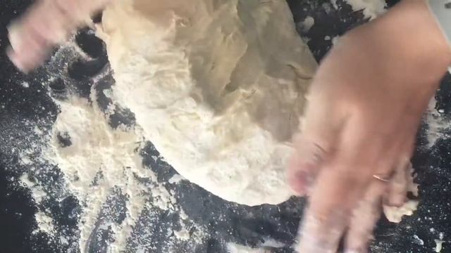 БУЛОЧКИ С ШОКОЛАДОМ / Простой рецепт приготовления шоколадных булочек!