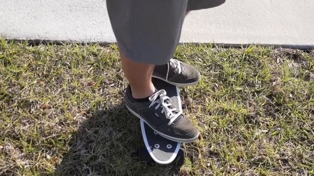 PENNY vs. NICKEL Skateboard: Comparison + Test Ride смотреть онлайн