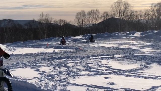 Девушка на bse z1 зима Камчатка Мотопарк смотреть онлайн