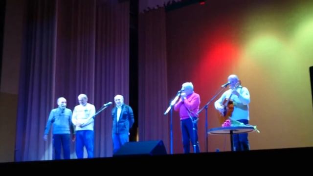 "Любит Аллах в белых чалмах..." В.Смехов, С.Никитин, В.Берковский смотреть онлайн