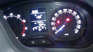 пищит Skoda Rapid