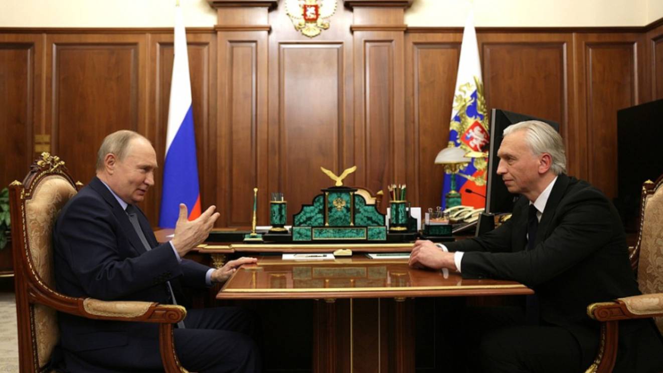 Осваиваем Арктику: Путин встретился с главой «Газпром нефти»