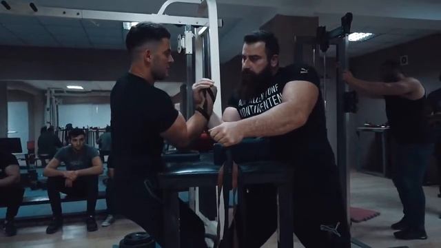 Леван Сагинашвили против Геннадия Квиквиниа!