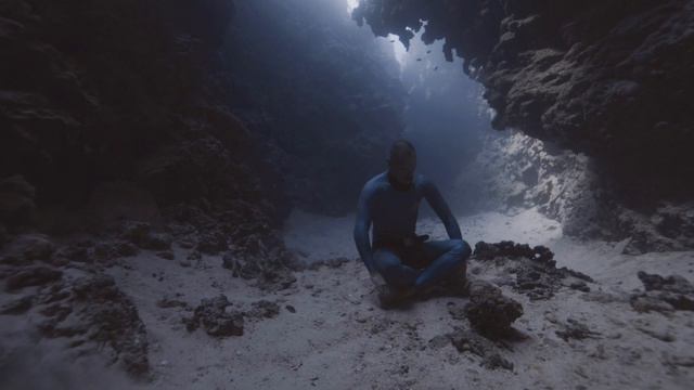 Freediving showreel Daan Verhoeven смотреть онлайн
