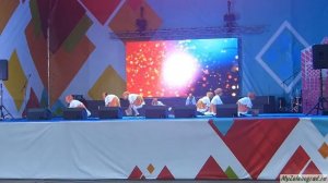 Детская хореографическая школа «Фуэте». Танец "Мамины помощницы"