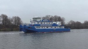 Буксиры-толкачи Сергей Кладько и Б-505 в Бронницах
