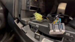 Ravon R2 - Установка активного сабвуфера