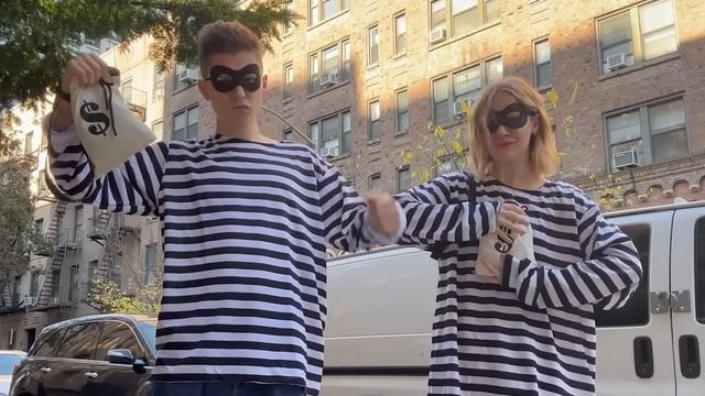 МОЙ ПЕРВЫЙ ХЭЛЛОУИН В АМЕРИКЕ / американцы сводят меня с ума 30 минут без смс смотреть онлайн