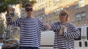 МОЙ ПЕРВЫЙ ХЭЛЛОУИН В АМЕРИКЕ / американцы сводят меня с ума 30 минут без смс