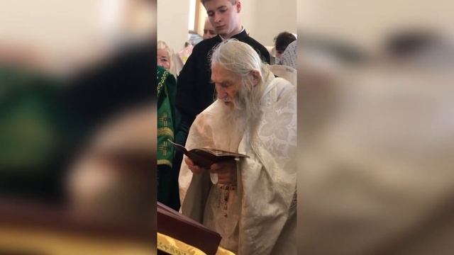 Cхиархимандрит Илий (Ноздрин) возглавил Божественную Литургию в Храме-часовне в деревне Рассыльная