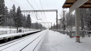 Резервом  Дизель -  Электропоезд ДТ1  - 006 проезжает платформу "Прибытково". (26.12.2020).