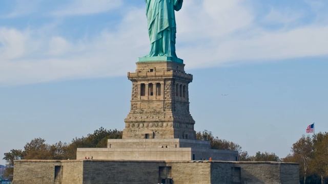 New York, New York Frank Sinatra смотреть онлайн