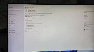 Installing Microsoft Windows 11 Pro -  Pre-Activated