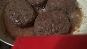 Готовим Бифштекс из говядины с Лёгким салатом! Быстрое и полезное блюдо!