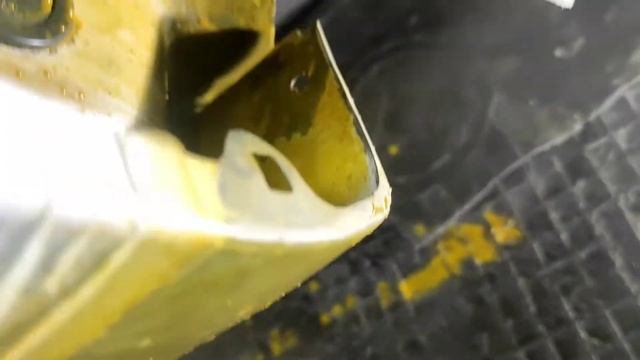 покрас порогов после горе маляра. антигравий отваливается если красить без грунта!