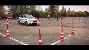 Автошкола.Это поможет освоить параллельную парковку с первого раза