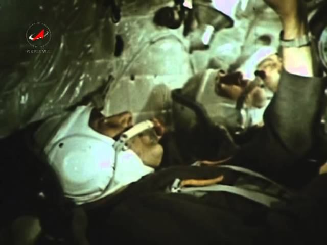 Почему умирают космонавты. Останки Космонавта Владимира Комарова 1967. Останки Космонавта Владимира Комарова.