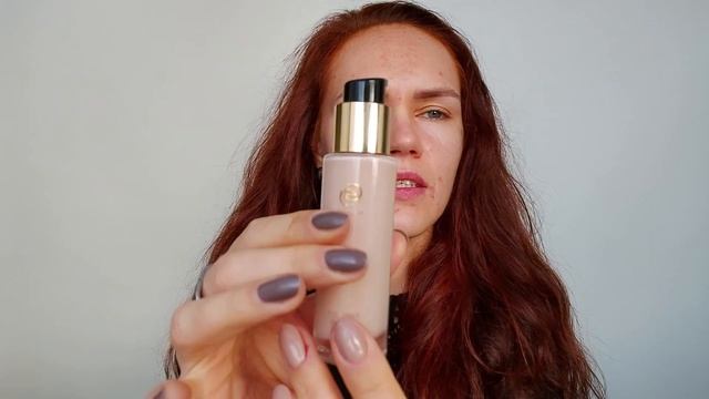 ОБЗОР: Гармонизирующая тональная основа с эффектом сияния Pure Uforia Giordani Gold.
