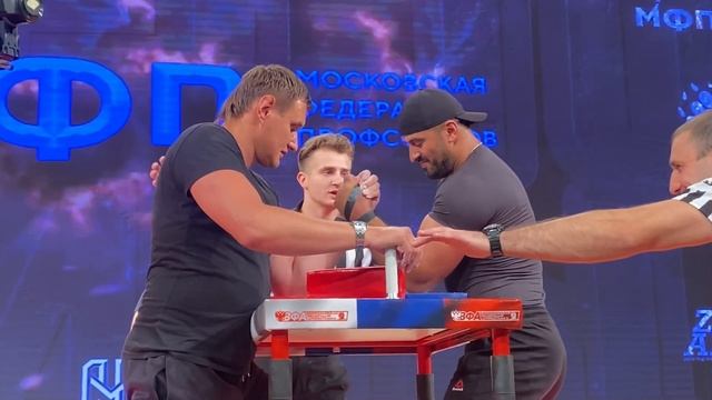 Роман Абрамов Игорь Лазарян Абсолютная весовая категория. ARMWRESTLING 2022 смотреть онлайн