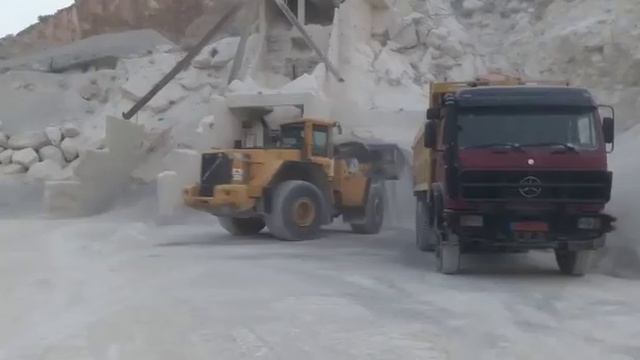 Volvo L220 D смотреть онлайн