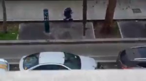 Islamiste kill french cops ( Charlie Hebdo )