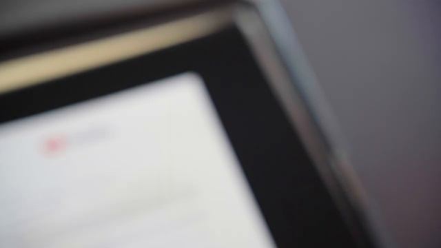 ASMR распаковка золотой кнопки YouTube _ Маргулан Сейсембай