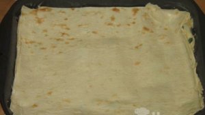 Ленивая ачма из лаваша с творогом и сыром