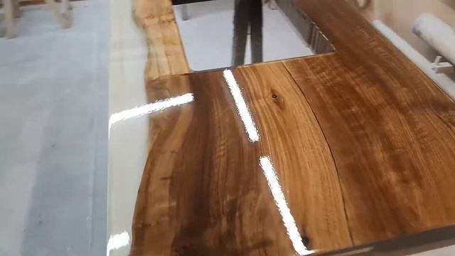 DerevoMSK. Столешница "Река". Слэб и эпоксидная смола. смотреть онлайн