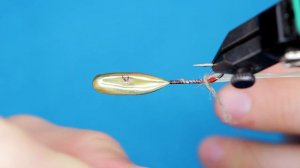 Делаем зимнюю мормышку на хариуса и ленка с нуля