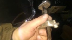 Замена фиксаторов двери с водительской стороны.