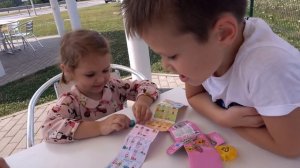 ВЛОГ Едем к родственникам Распаковка Шопкинс и Подарок Самокат маленькому братик