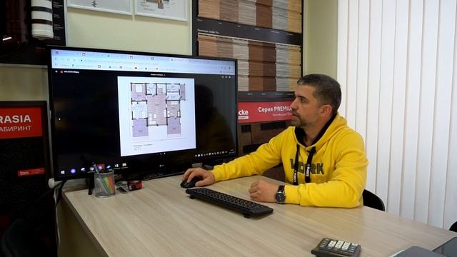 Проект двухэтажного дома со вторым светом, 2 террасами, 5 спальнями и 3 санузлами