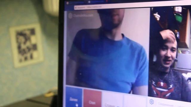 парень кончает в тарелку смотреть онлайн