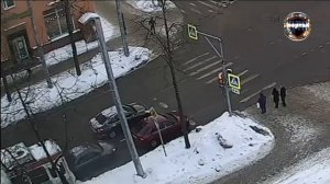 Отказали тормоза: троллейбус влетел в стоящие на светофоре автомобили в Петрозаводске