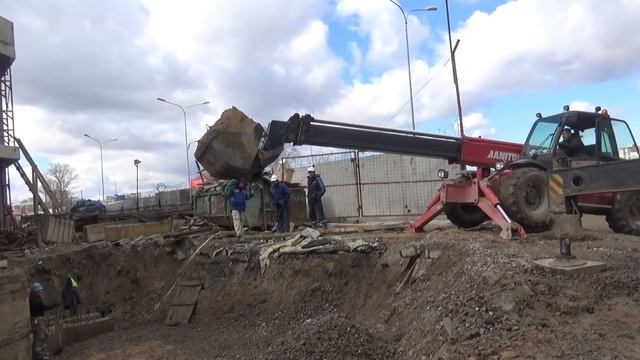 Manitou Работа на Погрузчике смотреть онлайн