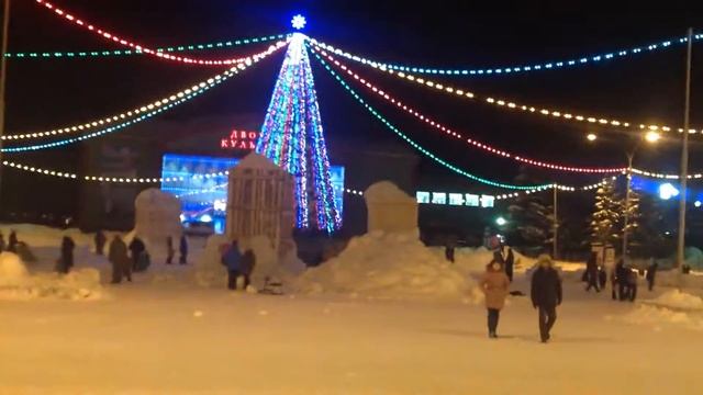 Подготовка к Новому году в Междуреченске. Кузбасс 2015 смотреть онлайн