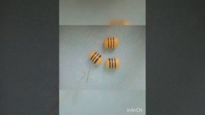 Поделка: "Пчелки из контейнеров от киндер сюрпризов"