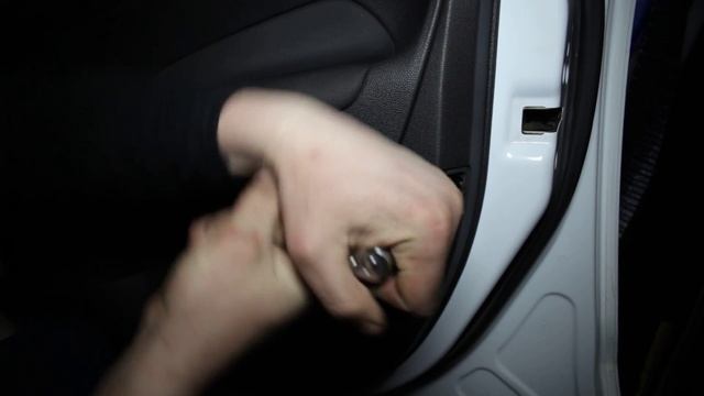 Ford Fiesta 2015 disassembly door (Ford Fiesta 2015 разборка дверей) смотреть онлайн