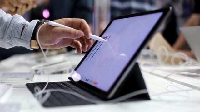 Lenovo Tab P11 Pro Review смотреть онлайн