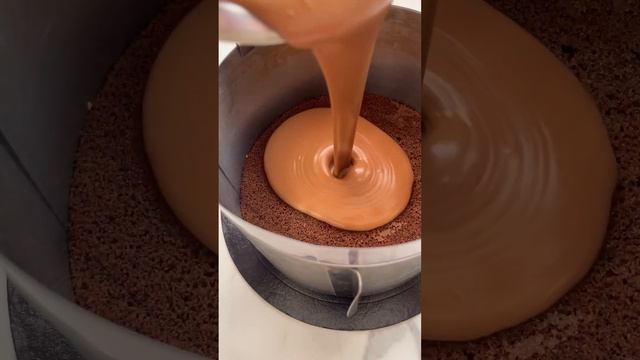 Рецепт мусса для торта Три шоколада. Часть 2 смотреть онлайн