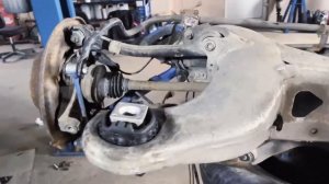 Замена задней подвески Mercedes W211