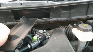 Где расположен номер кузова и номер двигателя Ниссан Рог 2 (NISSAN Rogue) 2014 и новее