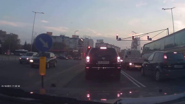 Има ли коли, на които не се чува релето на мигачите, когато работят? смотреть онлайн