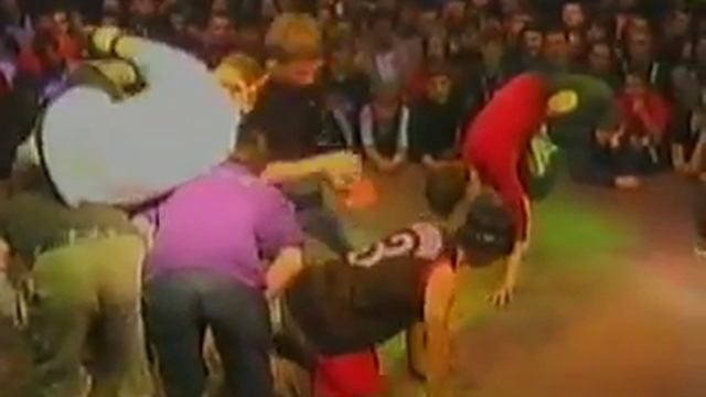 Antishok (Kiev) Win vs Extreem Flashes (Dnepr) Semi final BREAKIDZ 2003 смотреть онлайн