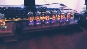 Часы на газоразрядных лампах. Своими руками.