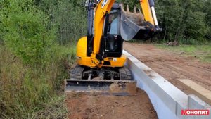 Мини-экскаватор JCB 8030 и мини-погрузчик JCB 175