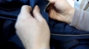 Как заменить молнию в куртке ( с кантом )