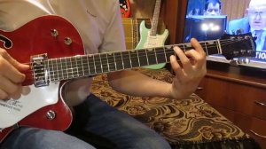 На тот большак-К. Молчанов (как играть на гитаре аккорды)